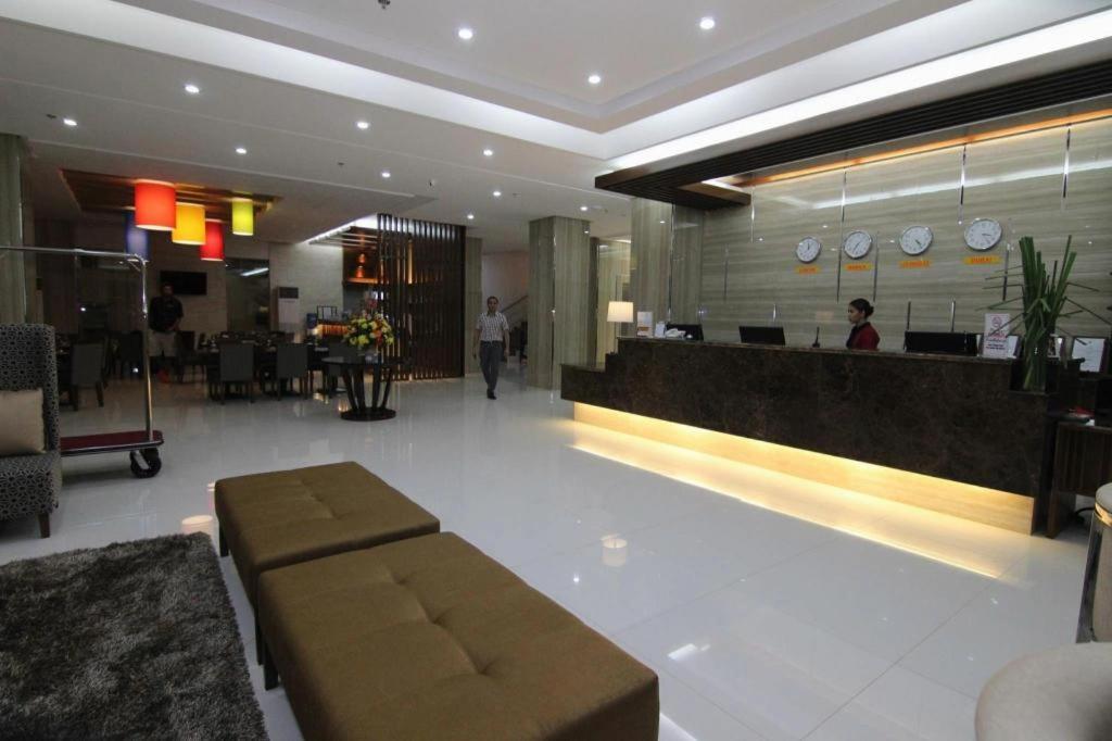 District 21 Hotel Iloilo City Exteriér fotografie