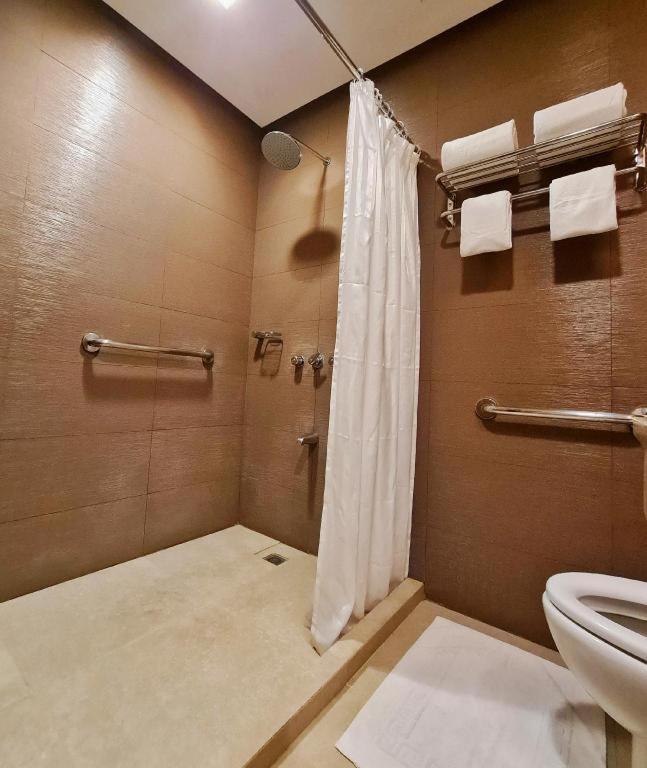 District 21 Hotel Iloilo City Exteriér fotografie