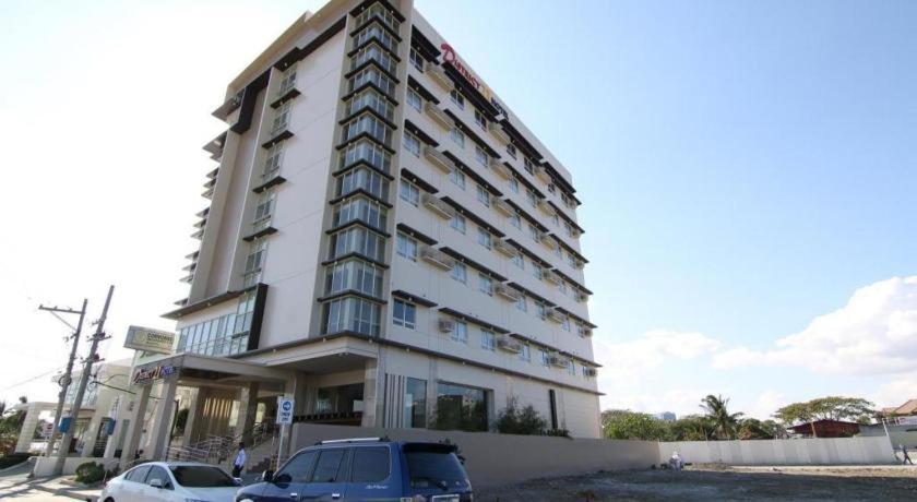District 21 Hotel Iloilo City Exteriér fotografie